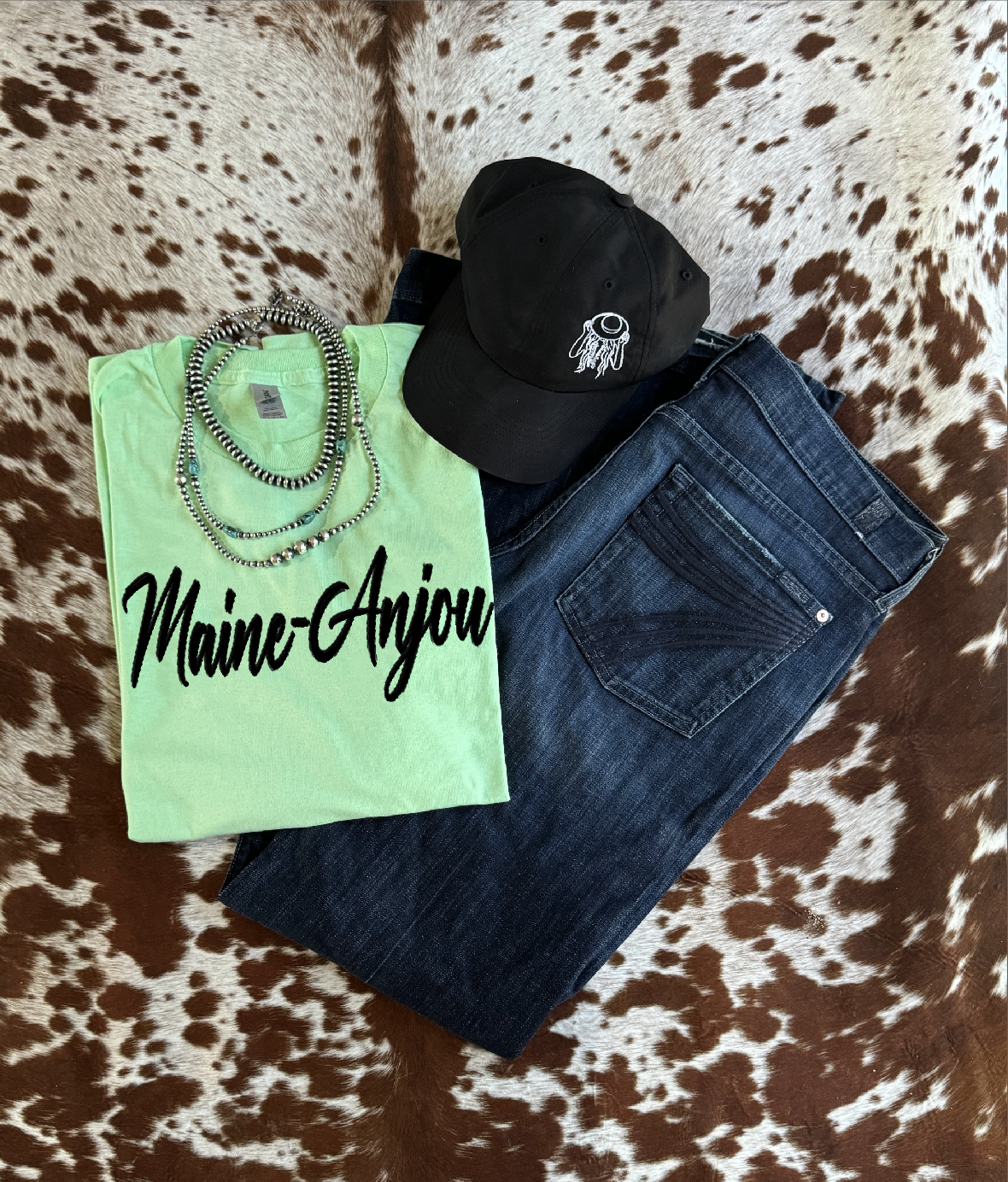 Black PUFF Maine-Anjou Tee - Mint