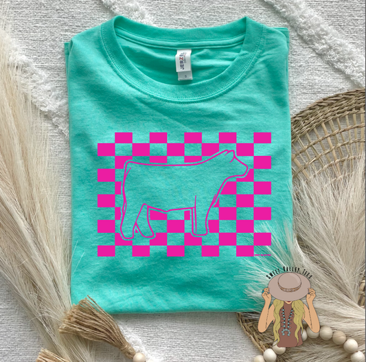 Pink Checker Print Background - Show Steer - Cool Mint Tee