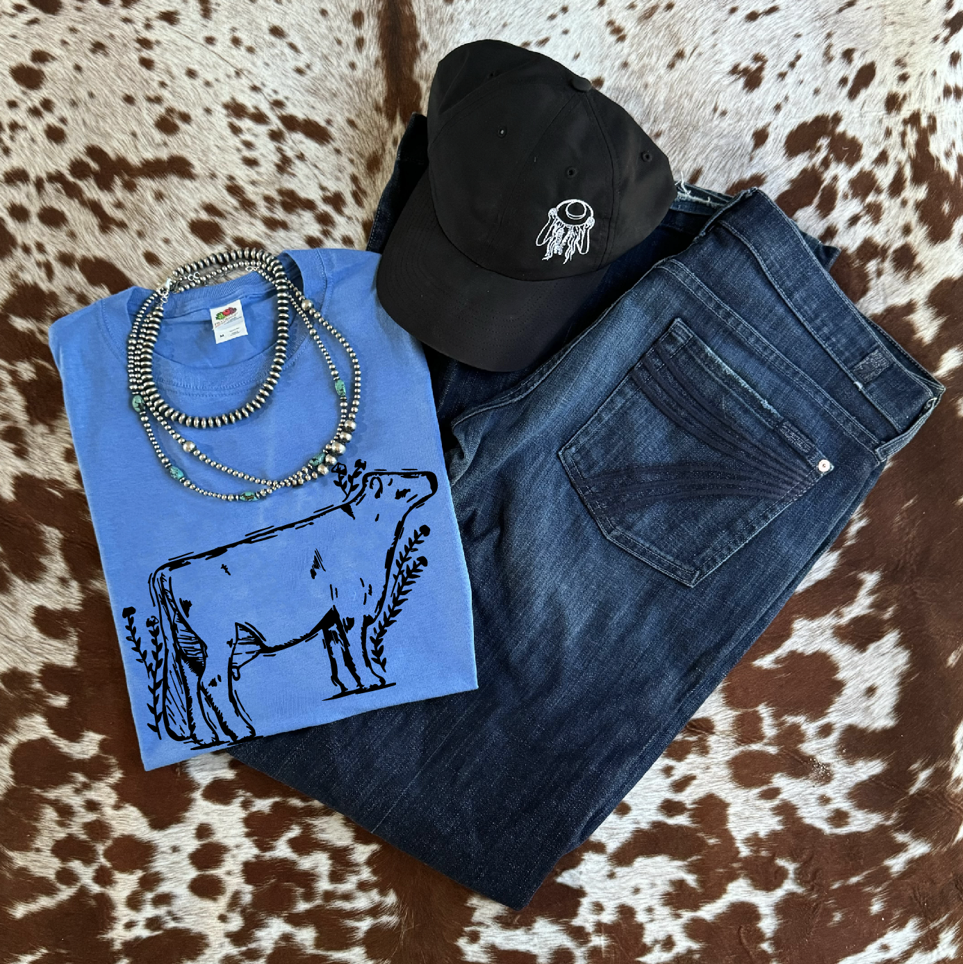Sketch Dairy Cow - Tee - Light Blue