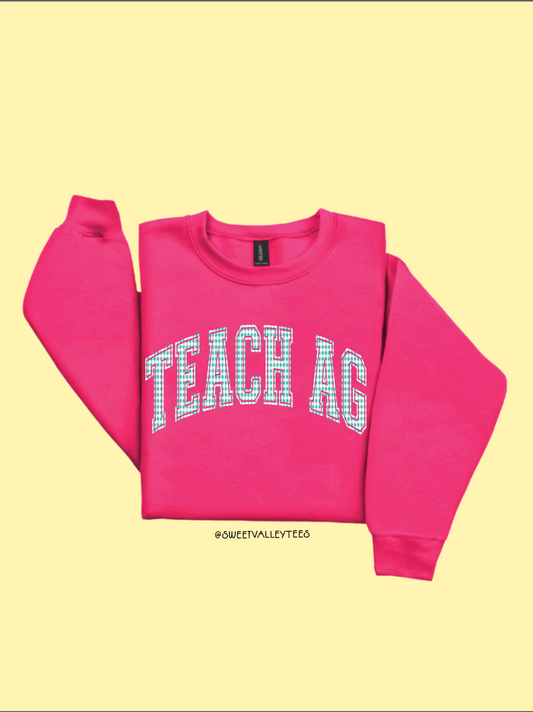 Gingham Print Teach Ag - Crewneck - Barbie Pink